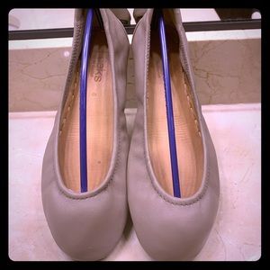 Taupe Tieks